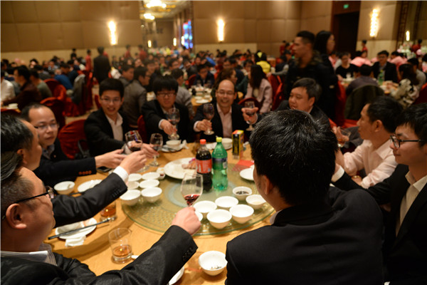 爱游戏